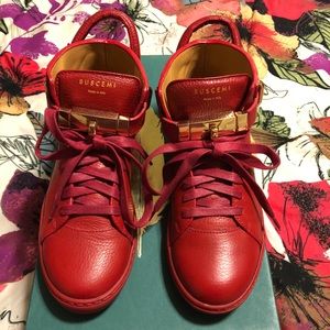 AUTHENTIC LIKE NEW WOMANS BUSCEMI RED GUTS 100MM